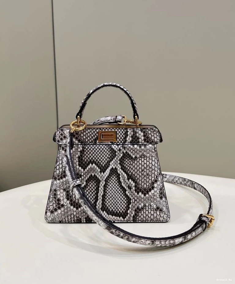 Fendi Unique Bags Peekaboo 57693 0728